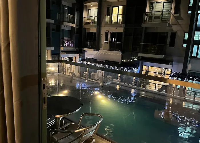 Kyendenz Condotel-across Naia T3 Pool View With Wifi Apartment Manila