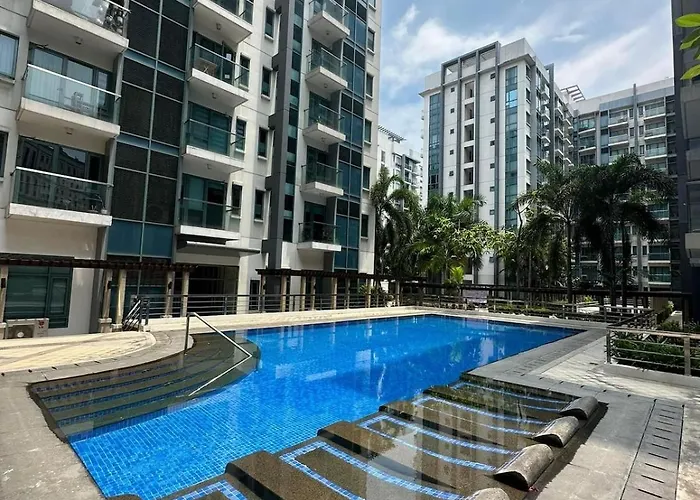 Kyendenz Condotel-across Naia T3 Pool View With Wifi *